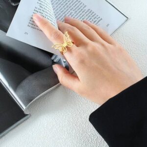 Photo 6035344665353063253 y