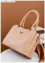 Photo 6048895824042855575 y