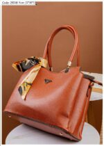 Photo 6048895824042855579 y