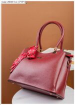 Photo 6048895824042855586 y