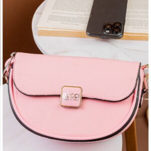 Photo 6048895824042855594 y