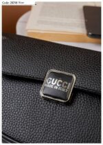 Photo 6048895824042855598 y