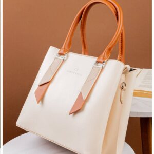 Photo 6048895824042855602 y