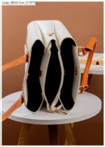 Photo 6048895824042855609 y