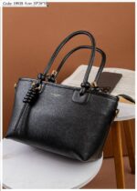 Photo 6048895824042855618 y