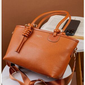 Photo 6048895824042855619 y