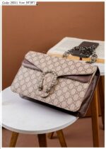 Photo 6048895824042855626 y