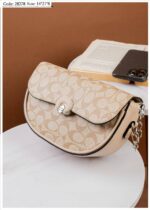 Photo 6048895824042855646 y