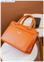 Photo 6048895824042855651 y