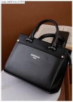 Photo 6048895824042855653 y