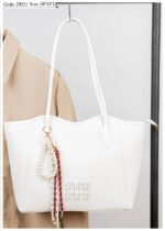 Photo 6048895824042855663 y