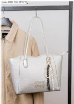 Photo 6048895824042855670 y