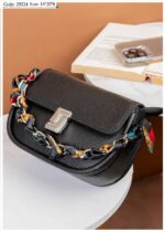 Photo 6048895824042855738 y