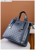 Photo 6048895824042855826 y