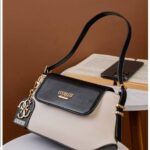 Photo 6048895824042855835 y