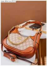 Photo 6048895824042855856 y