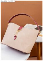 Photo 6048895824042855863 y