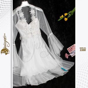 Photo 5769338644719143925 y