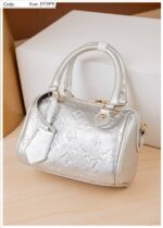 Photo 5780425024756976798 y