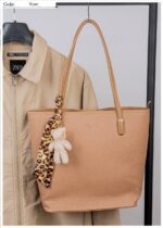 Photo 5780425024756976854 y