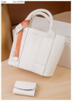 Photo 5780425024756976881 y