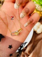 Photo 5780488800726354709 y