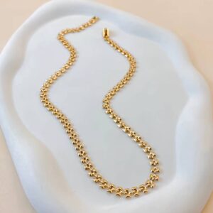 Photo 5789830041062542109 y