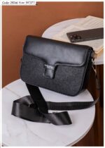 Photo 5803169303245819005 y