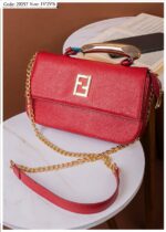 Photo 5803169303245819022 y