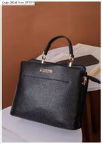 Photo 5803169303245819029 y