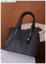 Photo 5803169303245819035 y