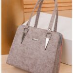 Photo 5823235867194100742 y