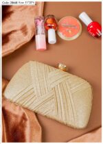 Photo 6048895824042855471 y