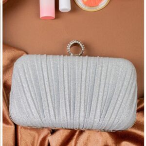 Photo 6048895824042855492 y