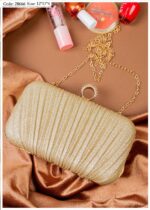 Photo 6048895824042855493 y