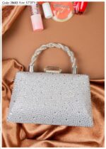 Photo 6048895824042855515 y