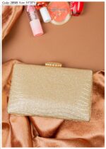 Photo 6048895824042855539 y