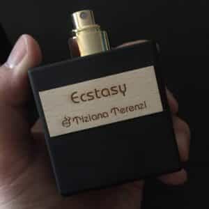 عطر اكستاسي من تيزيانا تيرنزي