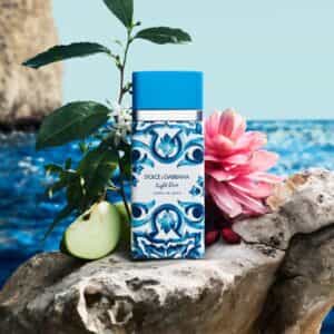 عطر لايت بلو كابري ان لوف للنساء من دولتشي أند غابانا